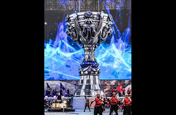 隐蔽骗术：揭秘“假量化模型课程”的商业套路。（拆解隐秘话术：还原“假量化模型课程”的盈利套路）