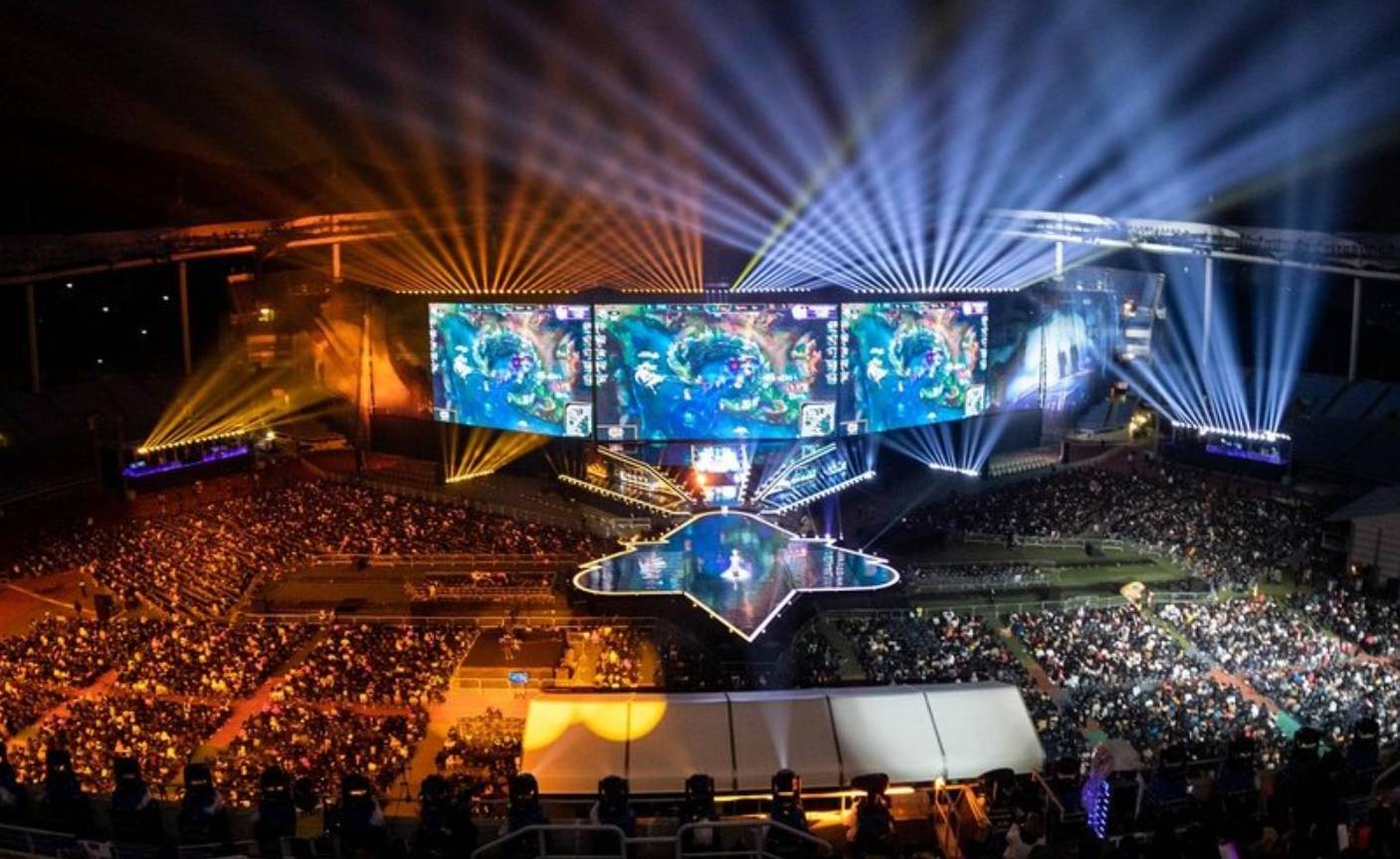 十三水中的“水数平衡”：如何在保证不输大分的前提下争取小赢。（十三水的水数平衡术：先避大亏，再谋小胜）